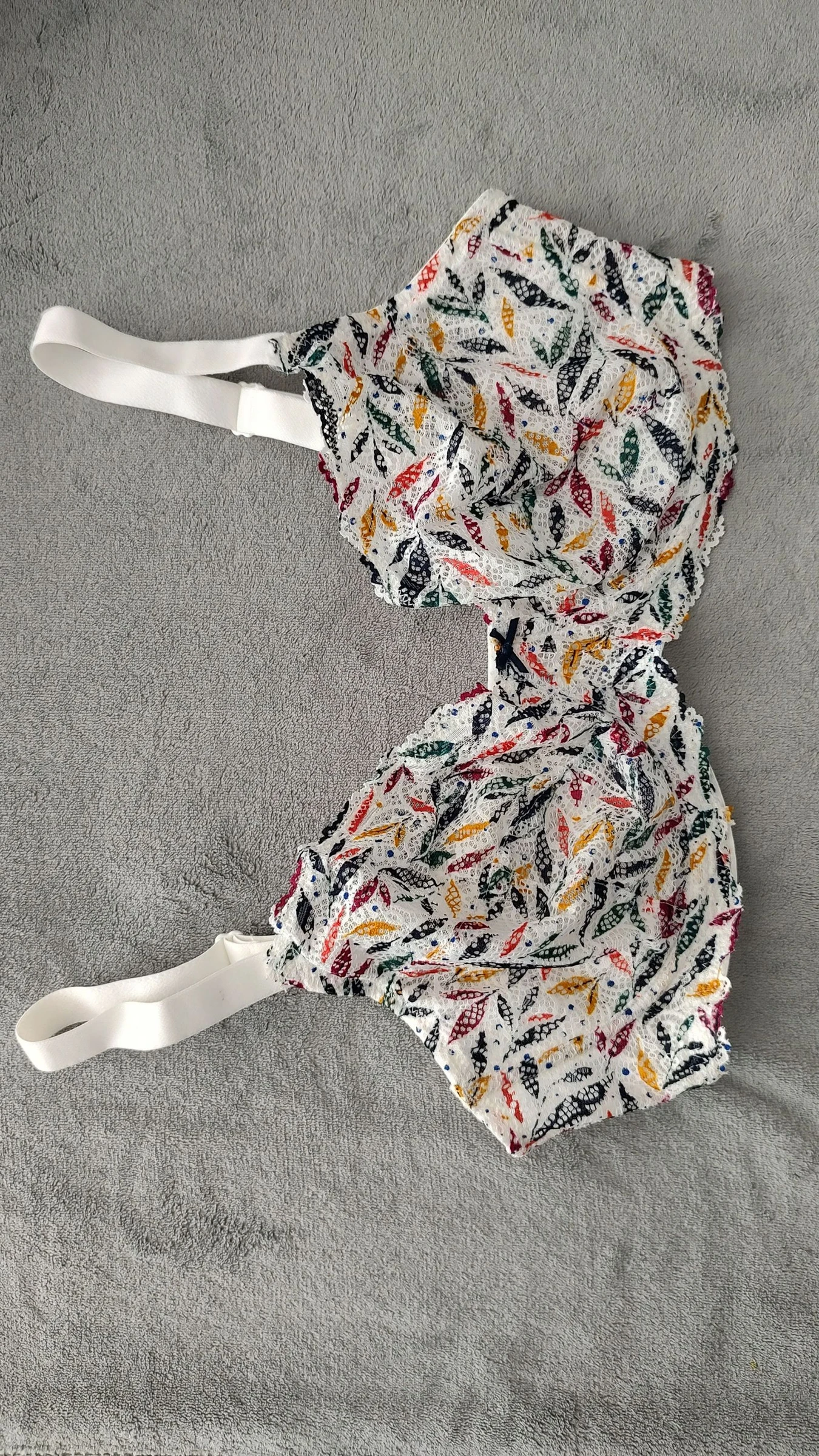 Soutien-gorge 95E neuf - In extenso - blancs motifs colores